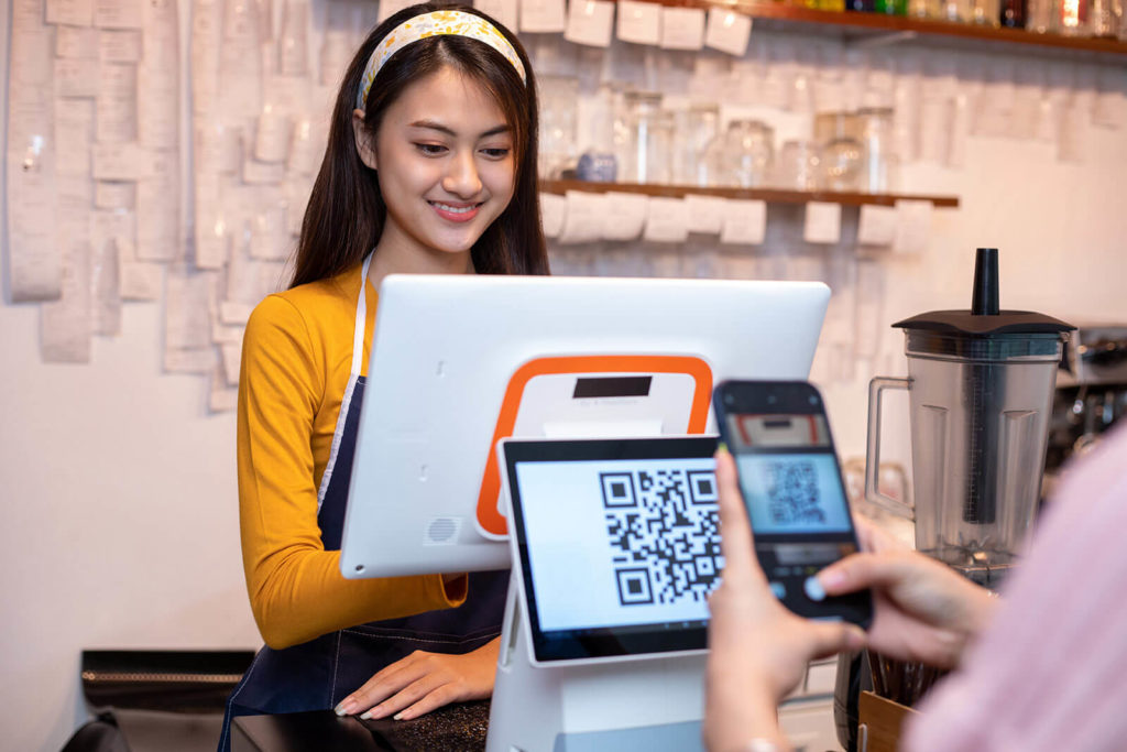 Innovation in payment methods preferred by consumers in retail phygital